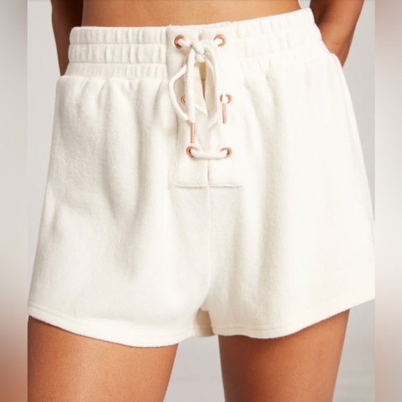 Volcom LIVED IN LOUNGE Lil‎ FLEECE SHORTS - CLOUD size medium new - Picture 1 of 6